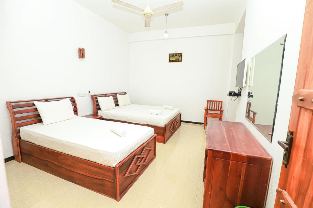 Yala Rich Lodge Tissamaharama Kültér fotó